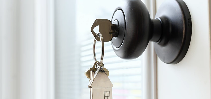 Bifold Door Knob Replacement in Los Gatos, California